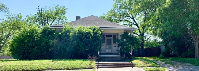 property at 1000 N 19th St