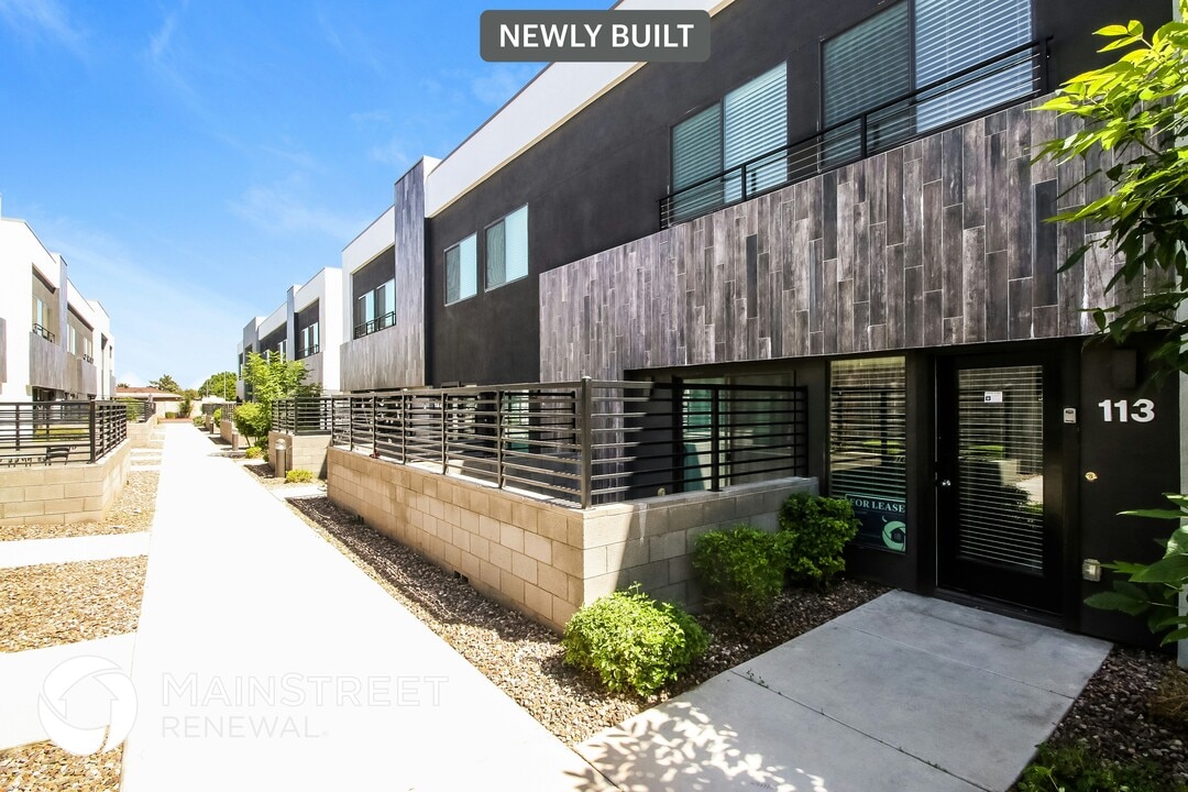 1119 S Stapley Dr in Mesa, AZ - Building Photo