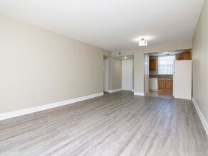 108 Clocktower Dr in Brandon, FL - Building Photo - Building Photo