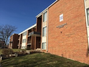 Ambassador West Apartments in Ypsilanti, MI - Foto de edificio - Interior Photo