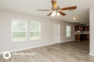 318 Fern Ct in Poinciana, FL - Foto de edificio - Building Photo