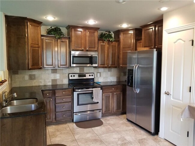 3804 SW High Point Ave in Bentonville, AR - Building Photo - Building Photo