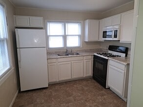 307 W Hyde Park Ave in St. Joseph, MO - Building Photo - Building Photo