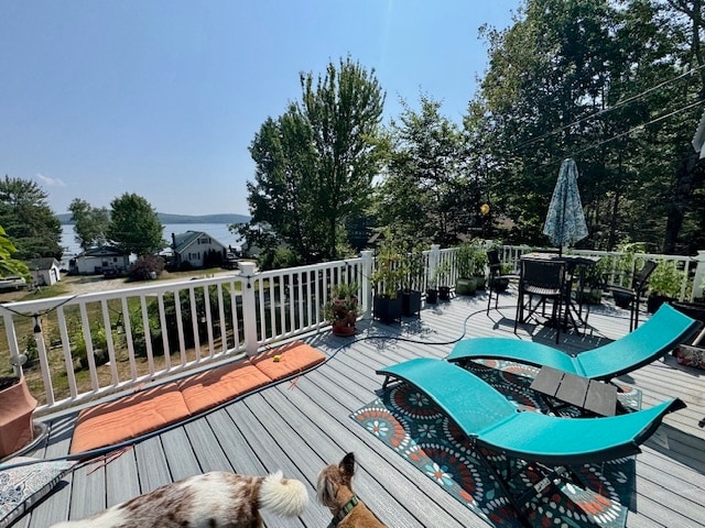 property at 27 Holiday Ln