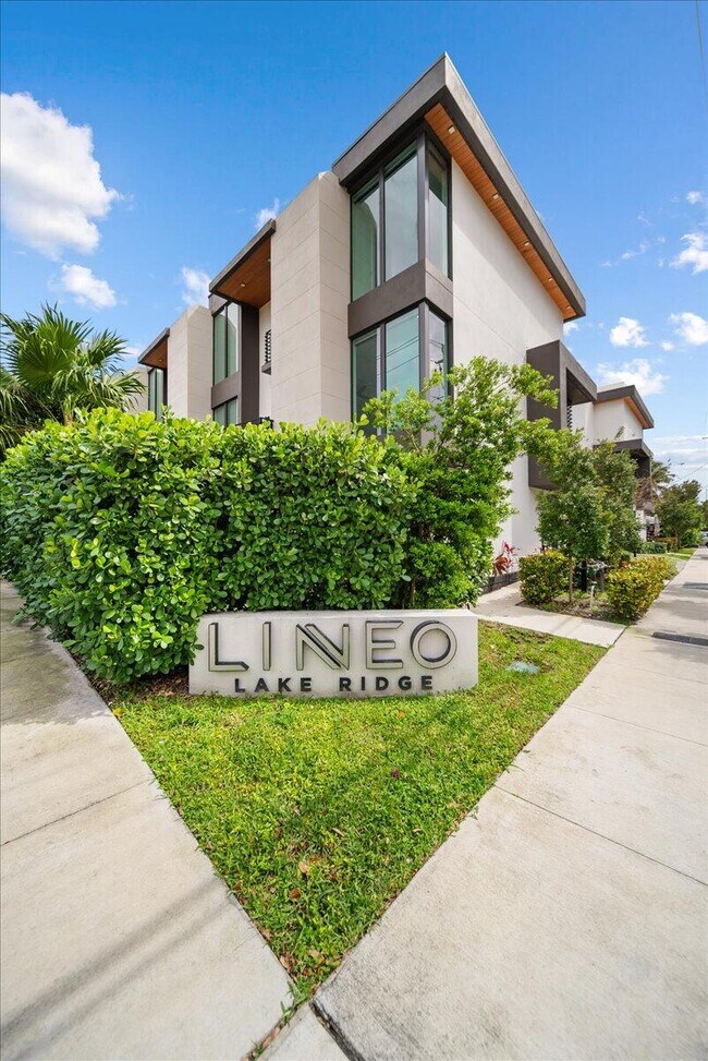 property at 1054 N Victoria Park Rd