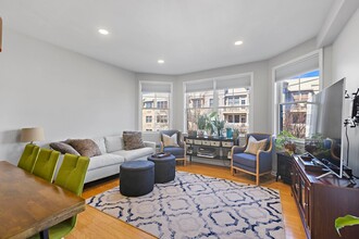 30 Freedom Way, Unit 301 in Jersey City, NJ - Building Photo - Building Photo