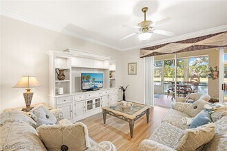 8782 Middlebrook Dr in Ft. Myers, FL - Building Photo - Building Photo