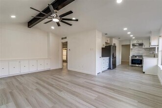 10692 Pagewood Dr in Dallas, TX - Building Photo - Building Photo