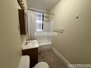 162 Kelton St, Unit 14 in Boston, MA - Building Photo - Building Photo