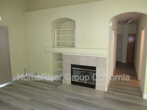 121 Gilded Rock Cir in Folsom, CA - Building Photo - Building Photo