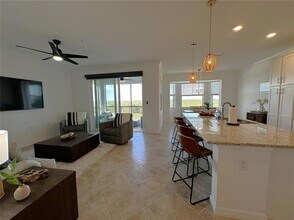 14041 Heritage Landing Blvd, Unit 642 in Punta Gorda, FL - Building Photo - Building Photo