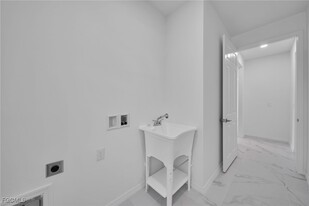 312 Harrison Dr in Lehigh Acres, FL - Building Photo