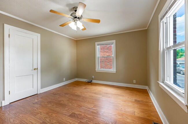 2315 Auburn St in Rockford, IL - Building Photo - Building Photo