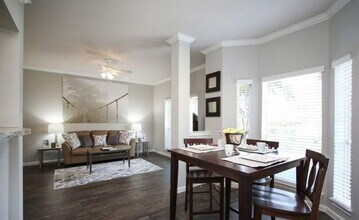 12655 Kuykendahl Rd in Houston, TX - Building Photo - Building Photo