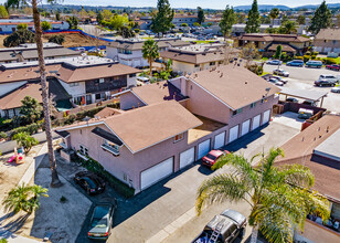 24512 Bendricon Ln in Lake Forest, CA - Building Photo - Primary Photo