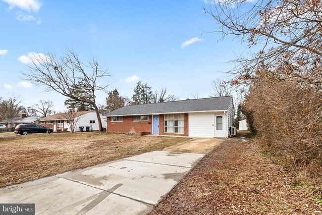 property at 4512 Lark Ln