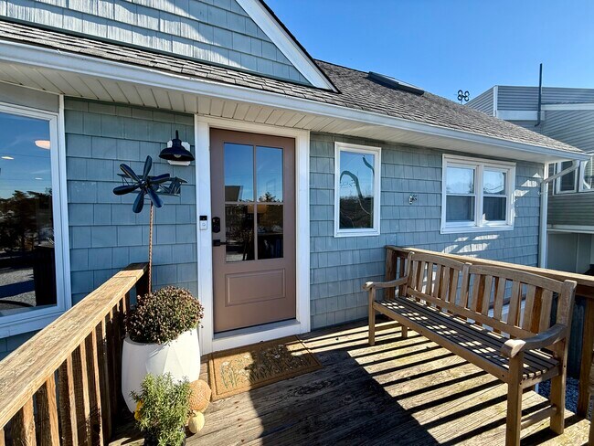 256 Alley Ave in Eagleswood, NJ - Building Photo - Building Photo