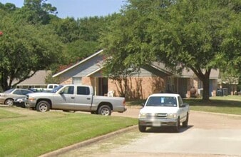 1303 Martin Luther King Dr in Jefferson, TX - Building Photo - Building Photo