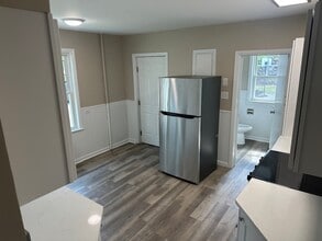 630 S Main St in Torrington, CT - Building Photo - Building Photo