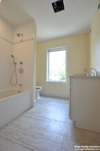 135 Tremont St, Unit 1 in Boston, MA - Foto de edificio - Building Photo