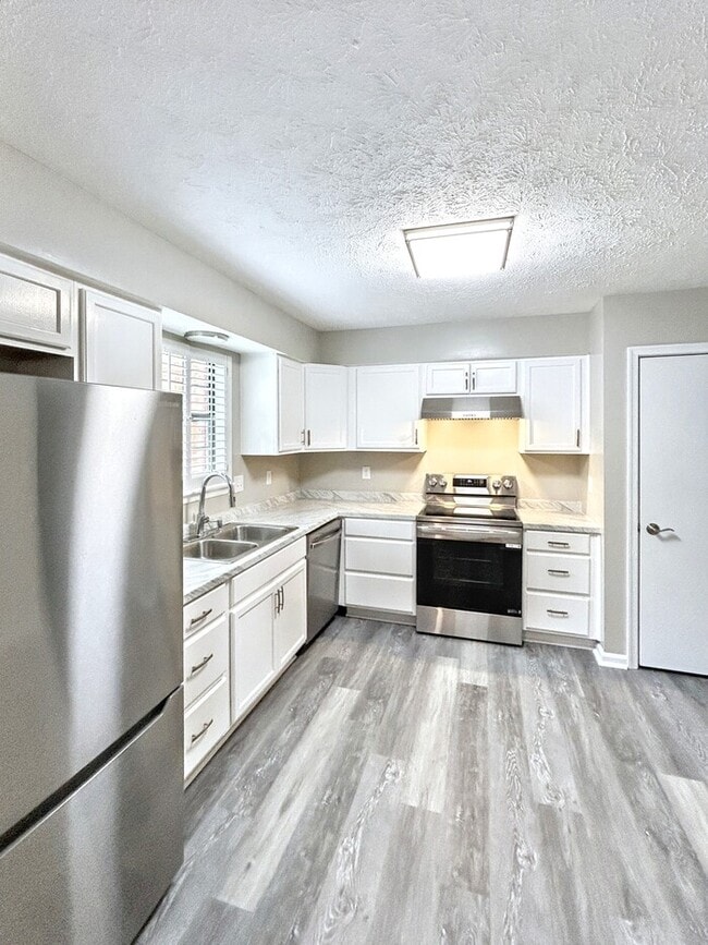 359 Deputy Ln in Newport News, VA - Building Photo - Building Photo