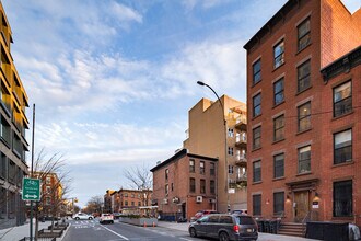 660 Dean St in Brooklyn, NY - Building Photo - Building Photo