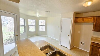 715 Hallvale Dr in White Settlement, TX - Building Photo - Building Photo