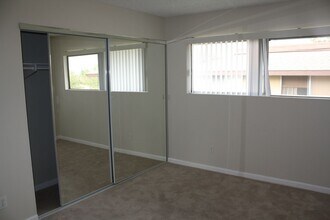 3297 Caminito Quixote in San Diego, CA - Building Photo - Building Photo