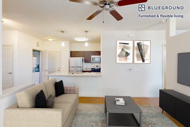 14125 Denver W Cir in Golden, CO - Foto de edificio - Building Photo