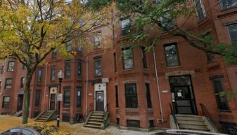 75 Hammond St, Unit 4 in Boston, MA - Building Photo