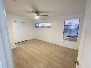 2759 Hunt Club Ln in Orlando, FL - Building Photo - Building Photo