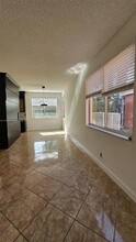 4467 Blossom Ln in Weston, FL - Building Photo - Building Photo