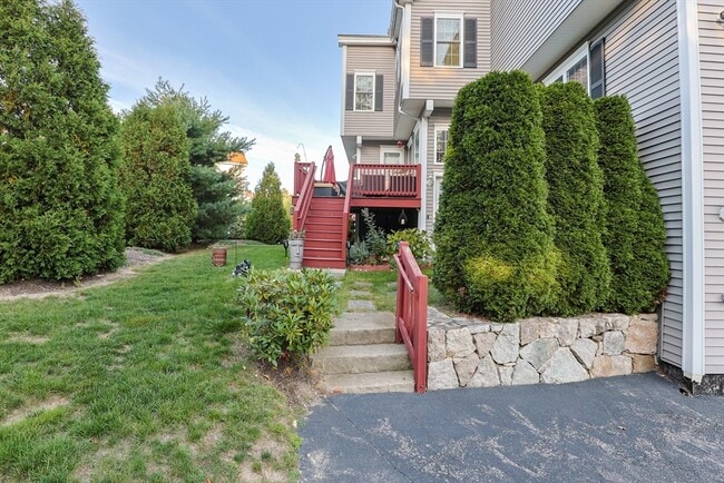 8 Patriots Blvd in Hopkinton, MA - Building Photo - Building Photo