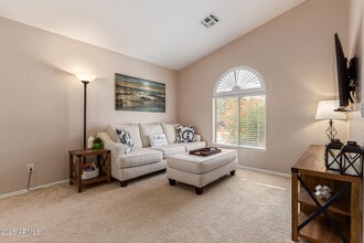 543 S Wildrose in Mesa, AZ - Building Photo - Building Photo