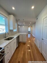 75 Winchester St in Medford, MA - Foto de edificio - Building Photo