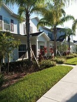 9004 Shine Dr in Kissimmee, FL - Building Photo
