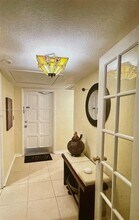 2801 N Palm Aire Dr in Pompano Beach, FL - Building Photo - Building Photo