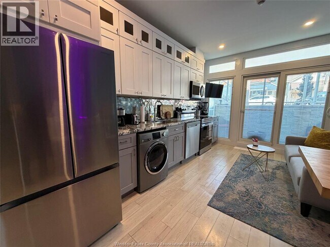 477 Pelissier St in Windsor, ON - Building Photo - Building Photo