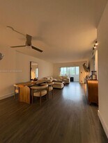 4200 Hillcrest Dr in Hollywood, FL - Building Photo