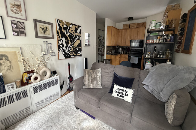 160 E 91st St in New York, NY - Foto de edificio - Building Photo