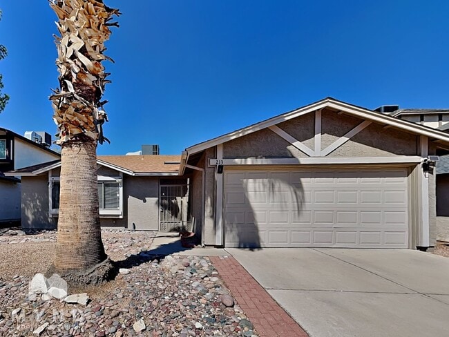 property at 213 N Jacs Pl
