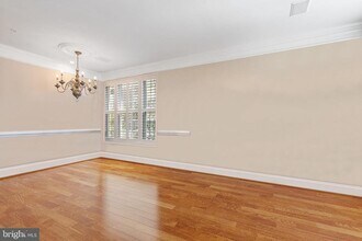 611 Tivoli Passage in Alexandria, VA - Building Photo - Building Photo