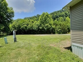 953 Lucky Ln in Huntington, WV - Building Photo - Building Photo