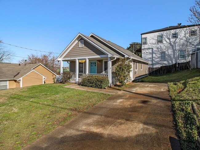 property at 250 Little St SE