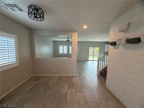 9163 Laughing Owl Ave in Las Vegas, NV - Building Photo - Building Photo