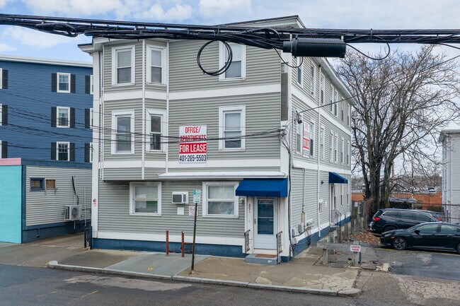 39 Spruce St in Providence, RI - Foto de edificio - Building Photo