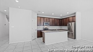 9930 Rancho Real Rd in San Antonio, TX - Building Photo - Building Photo