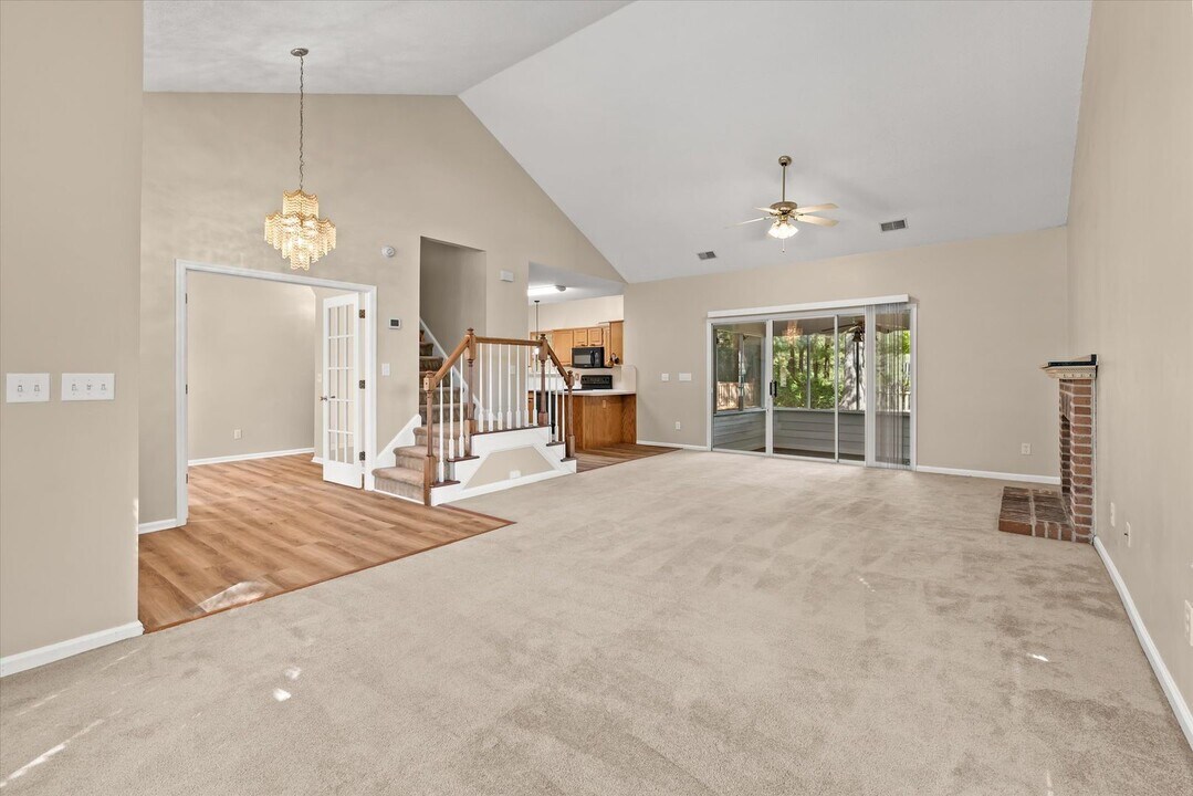 3305 Heathland Way in Mount Pleasant, SC - Building Photo