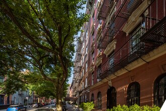 The Waywest in New York, NY - Foto de edificio - Building Photo