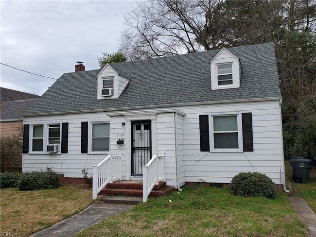 property at 5905 Hampton Blvd